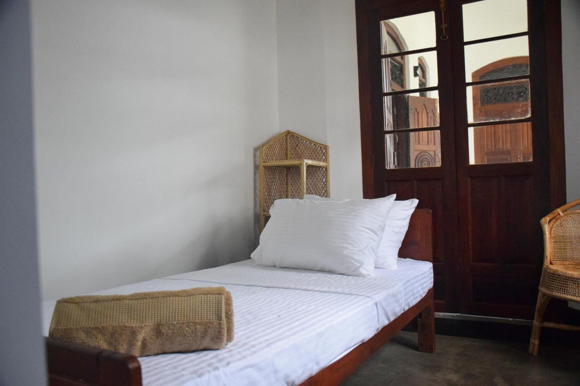 Villa Risithenmi Ahangama Buitenkant foto