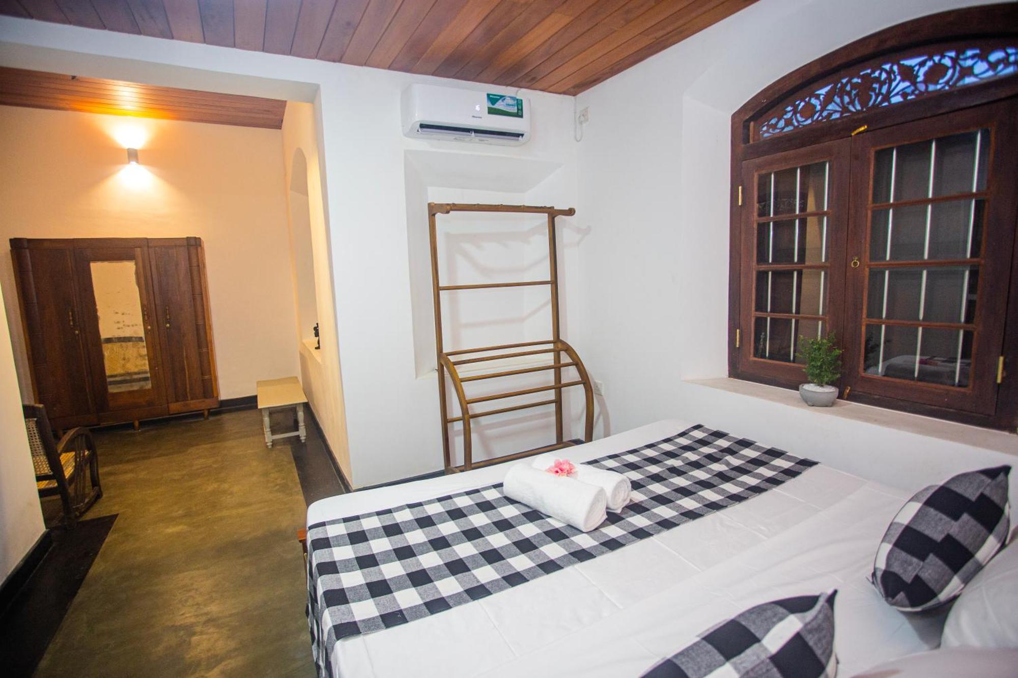 Villa Risithenmi Ahangama Buitenkant foto